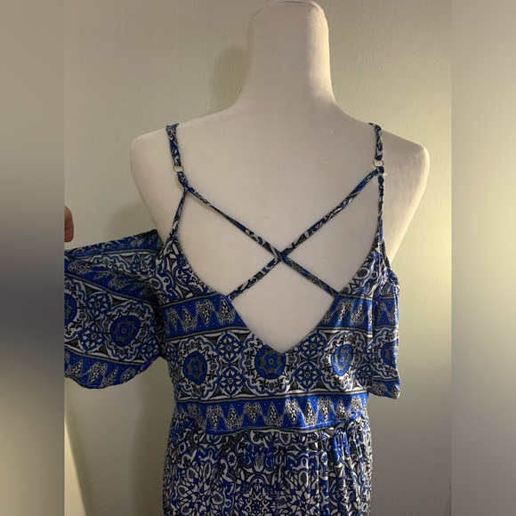 Cold Shoulder Mandala Long Maxi Dress - Picture 3 of 10